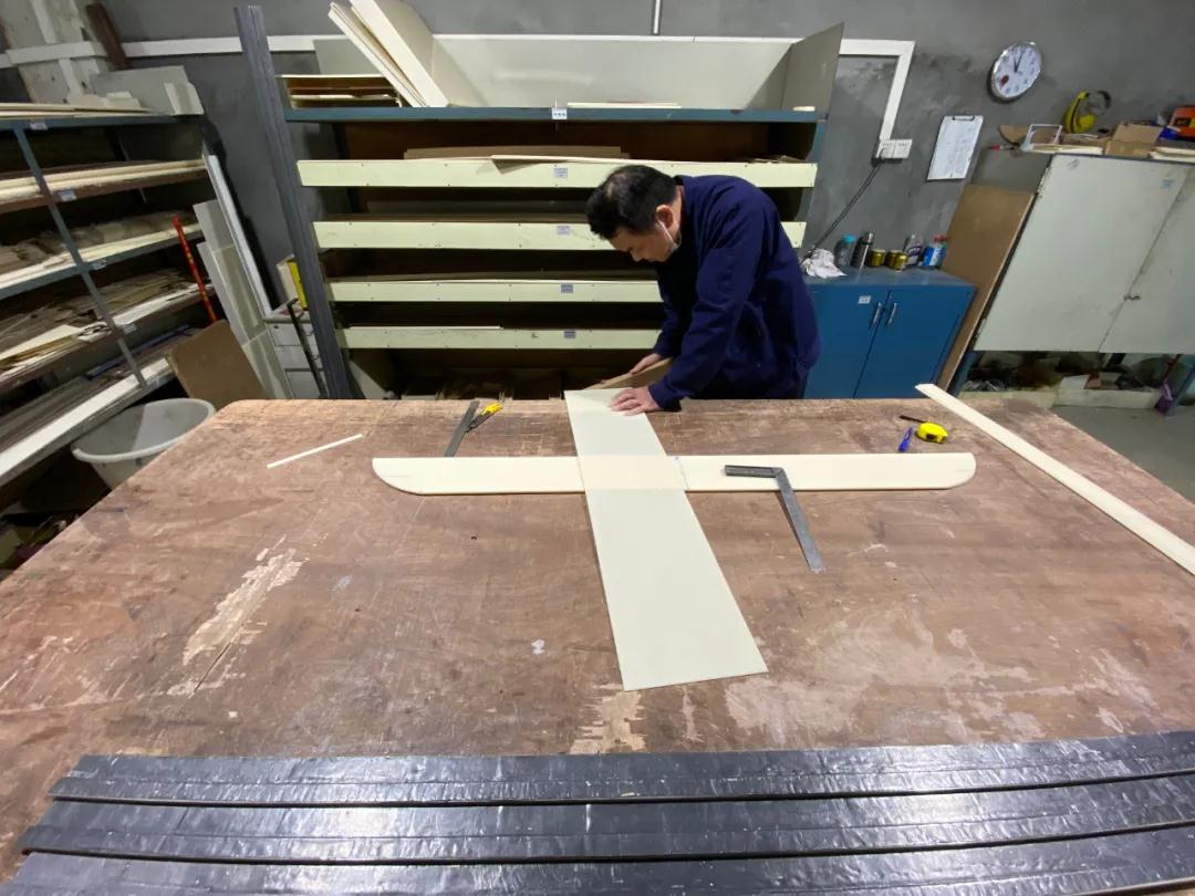 体检车磨具制作中 体检车磨具制作中